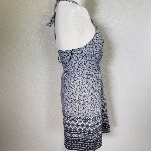 Athleta Go anywhere halter dress - Picture 6 of 9